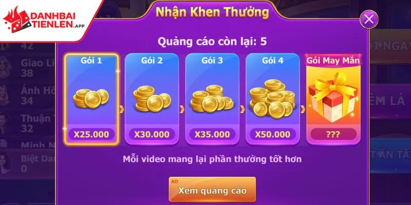 Hình ảnh giao diện bàn bài nỉ xanh và các lá bài sắc nét